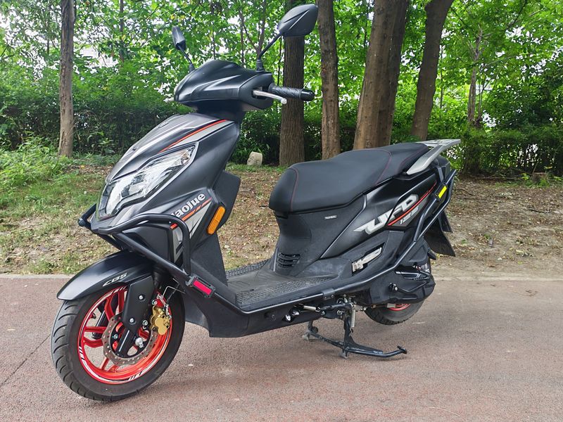 豪爵 UFD125