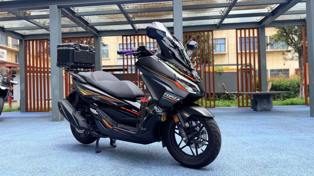 本田WING NSS350