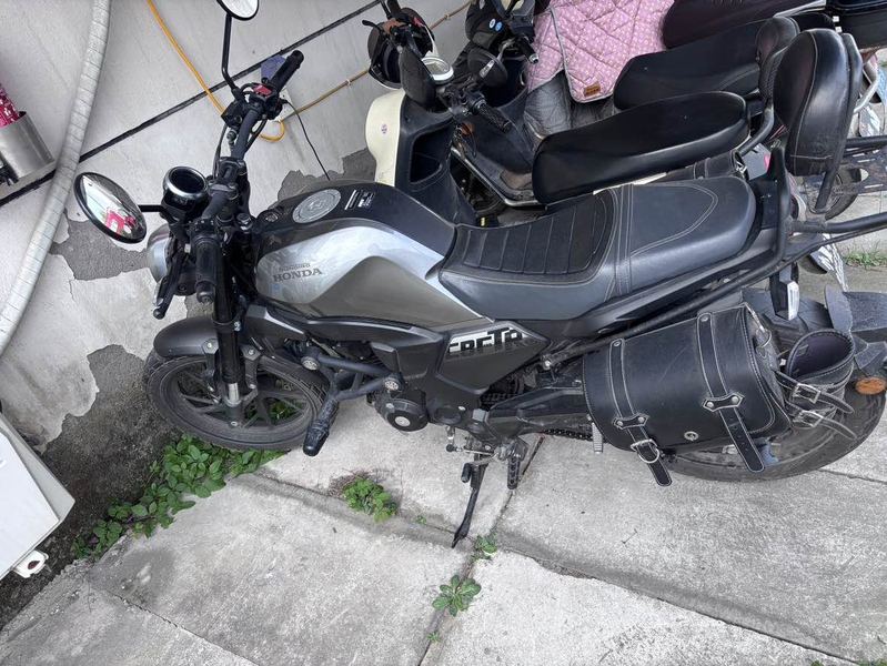 新大洲本田 CBF190TR