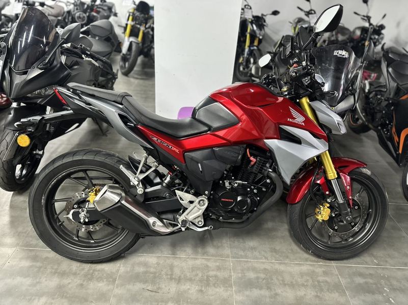 新大洲本田 CBF190R