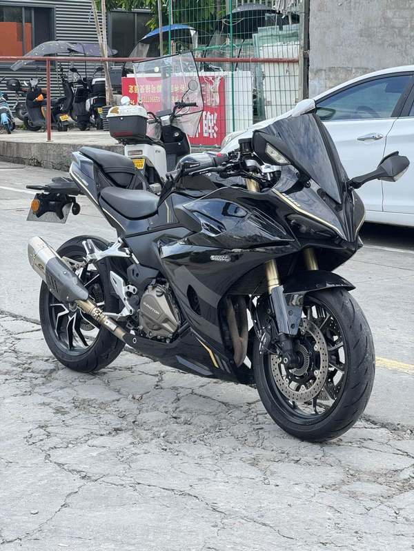 QJMOTOR 赛450