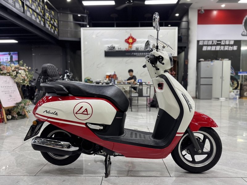 新大洲本田 NS125LA