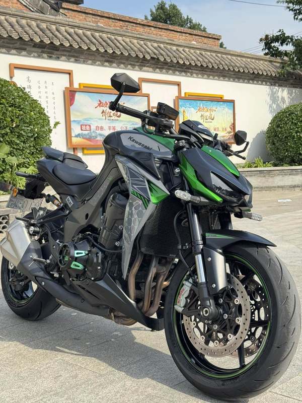 川崎 Z1000