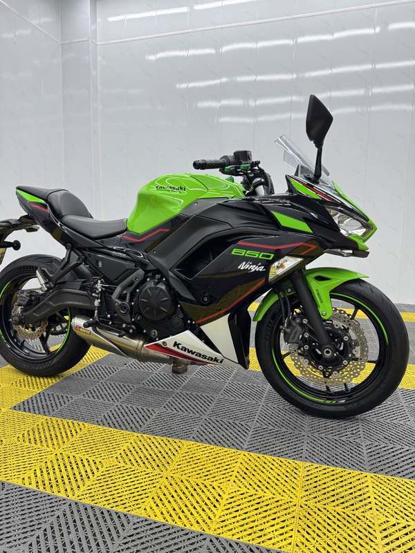 川崎 Ninja 650 