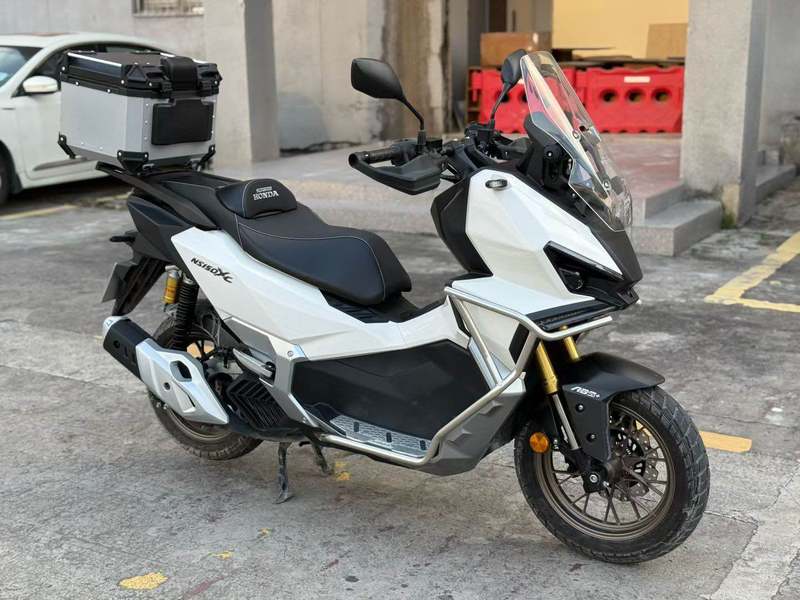 新大洲本田 NS150XC