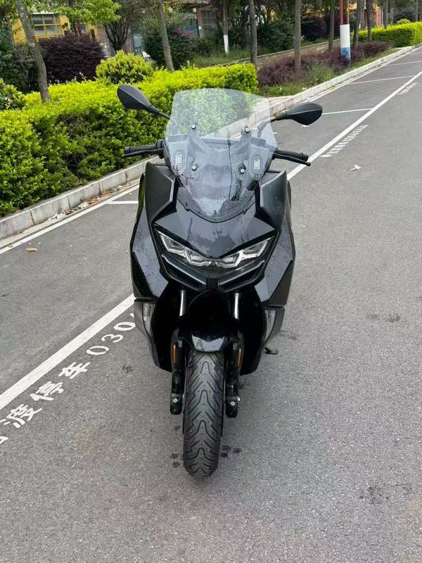 宝马 C 400