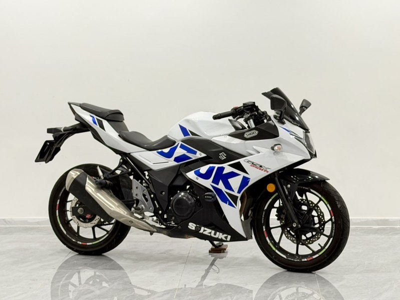 豪爵铃木 GSX250R