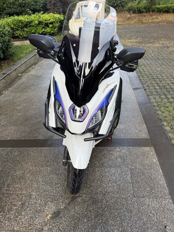 豪爵 UFR150