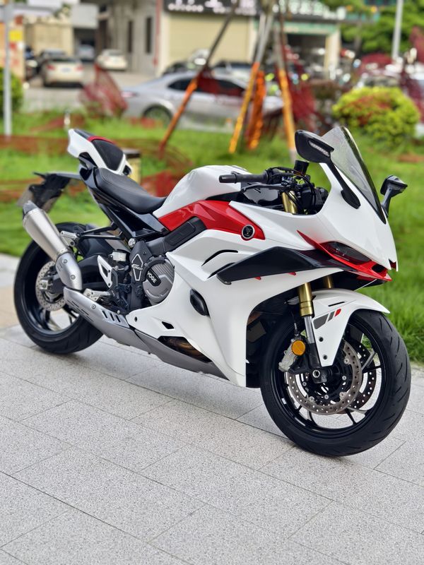 无极 RR660