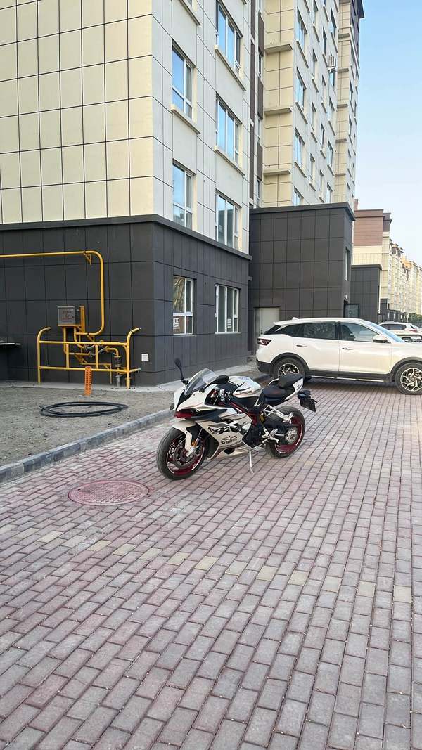 QJMOTOR QJ900GS-8D