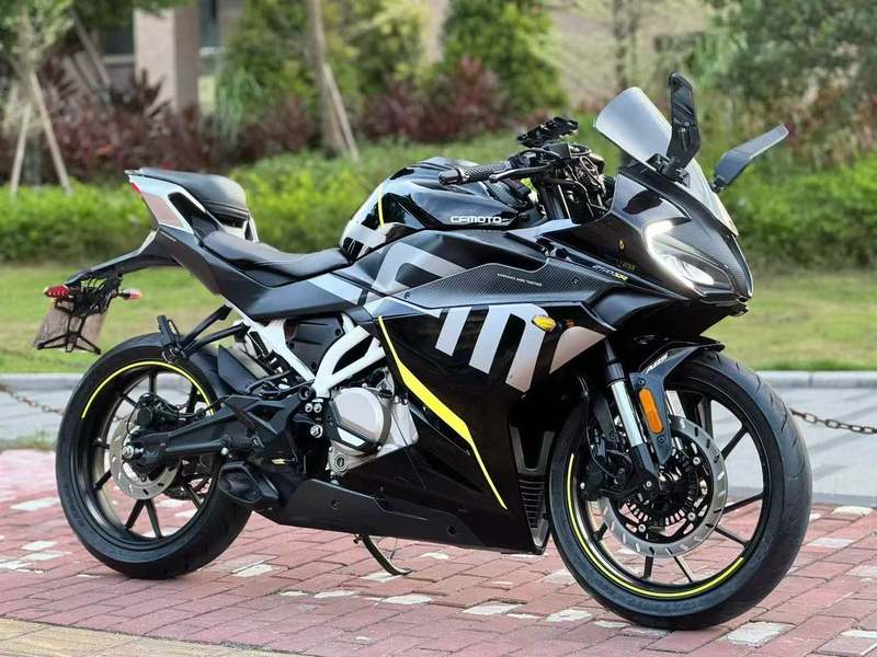 春风 250SR