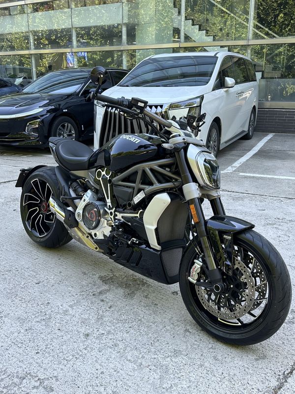 杜卡迪 XDiavel