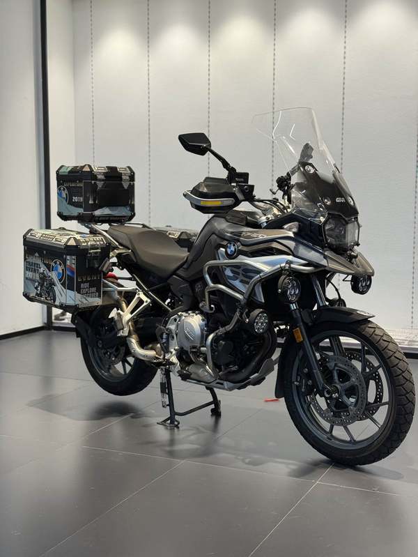 宝马 F 750 GS