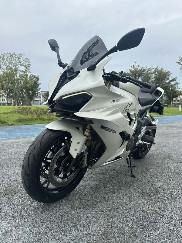 QJMOTOR 赛600