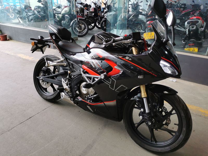 QJMOTOR 赛150