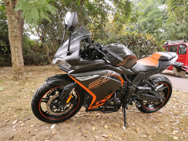 无极 300RR
