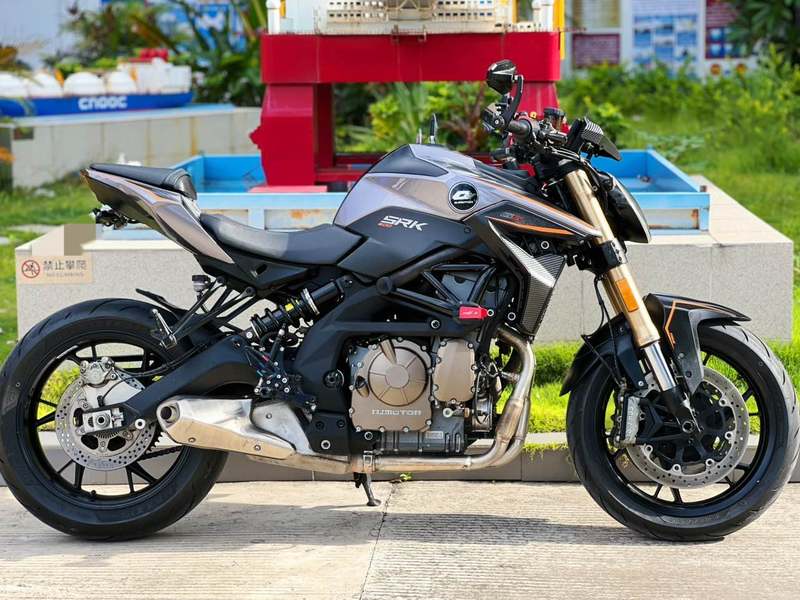 QJMOTOR 追600