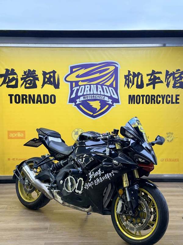 QJMOTOR 赛600