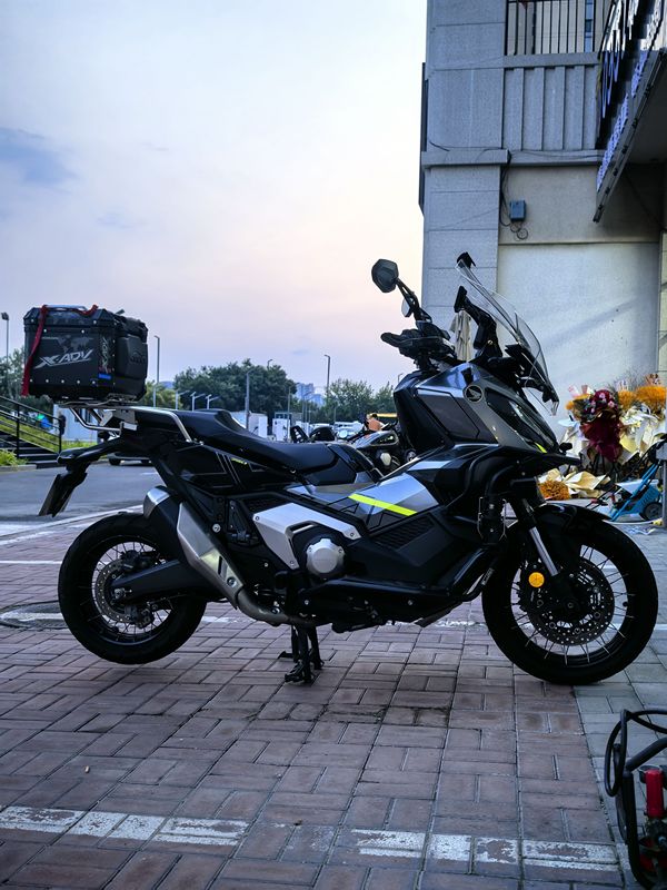 本田DREAMWING X-ADV 750