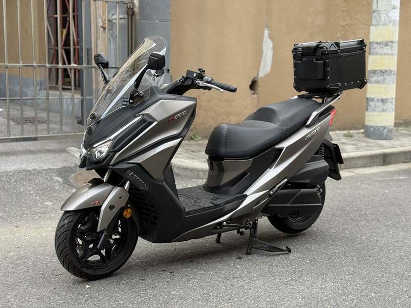 光阳 赛艇 CT250