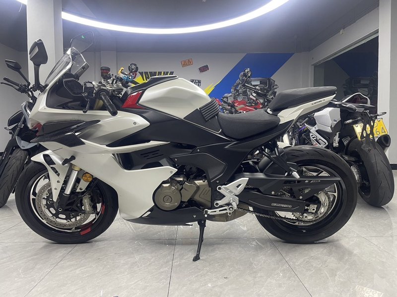 QJMOTOR 赛550