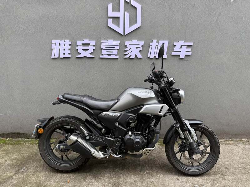 新大洲本田 CBF190TR