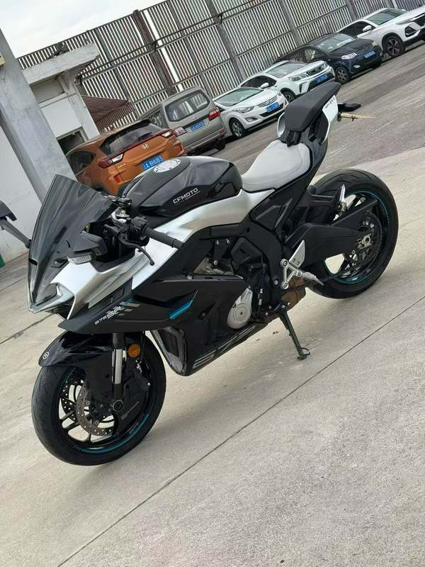 春风 675SR