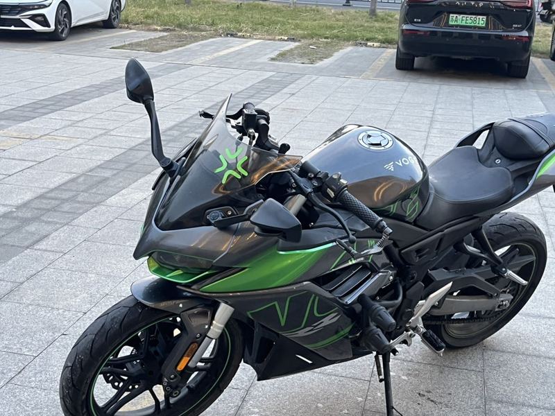 无极 250RR