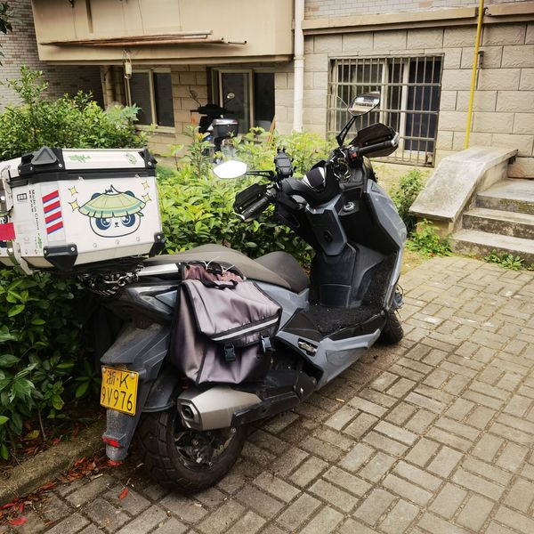QJMOTOR 鸿250