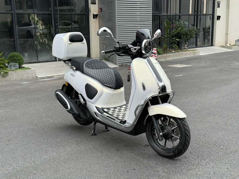五羊本田 NWF150