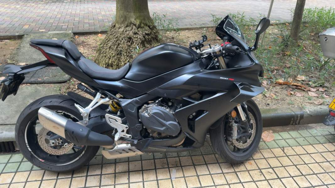QJMOTOR 赛600
