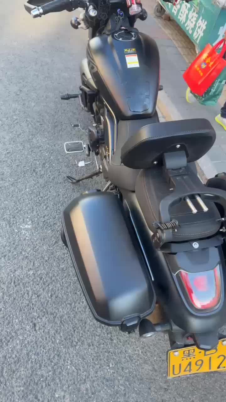 豪爵 TR300