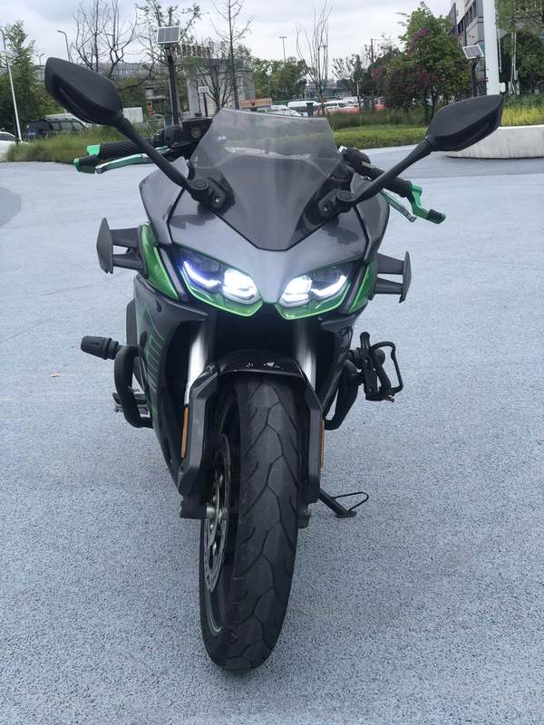 无极 250RR
