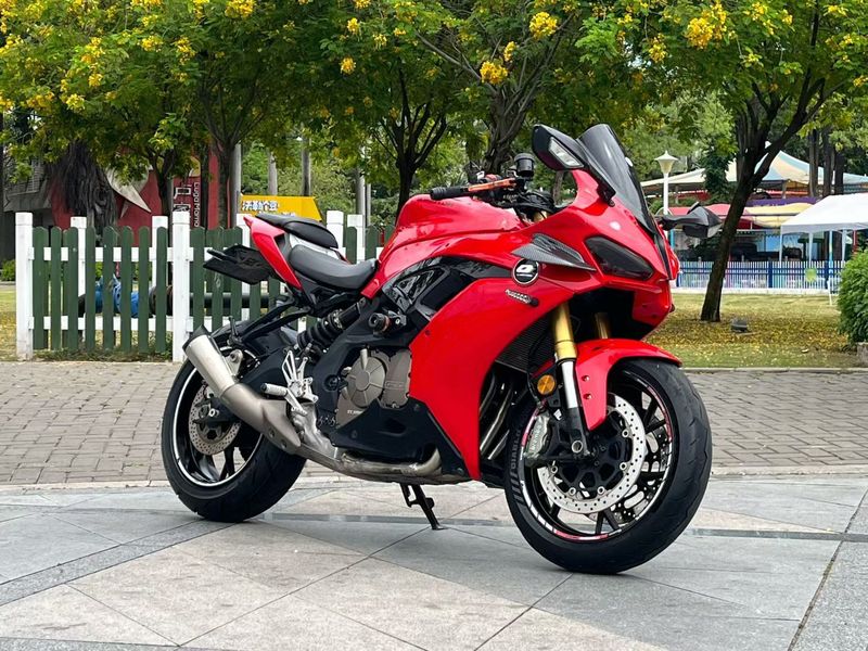 QJMOTOR 赛600