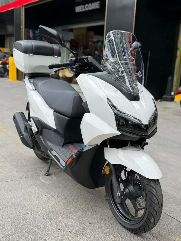 五羊本田 NWT150