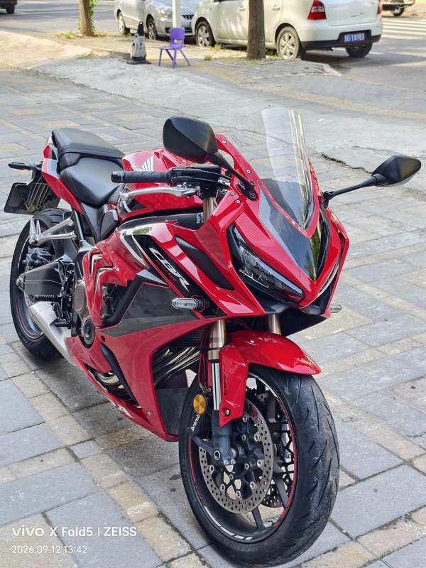 本田DREAMWING CBR650R