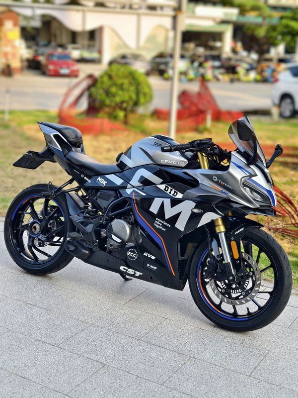 春风 250SR