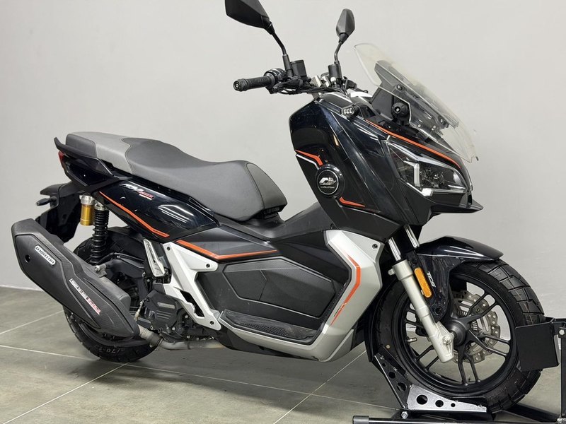QJMOTOR 鸿250ADV