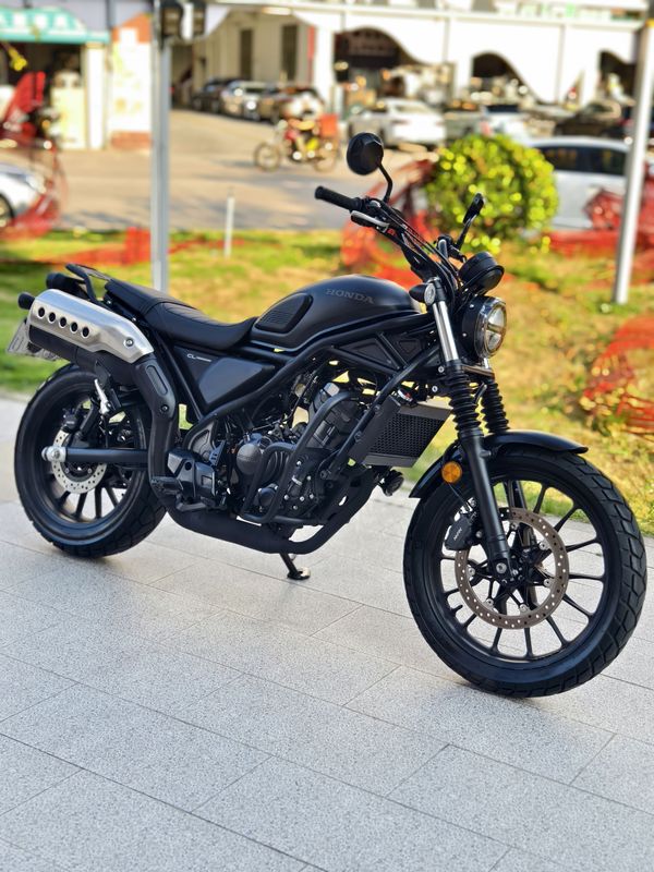 本田WING CL300