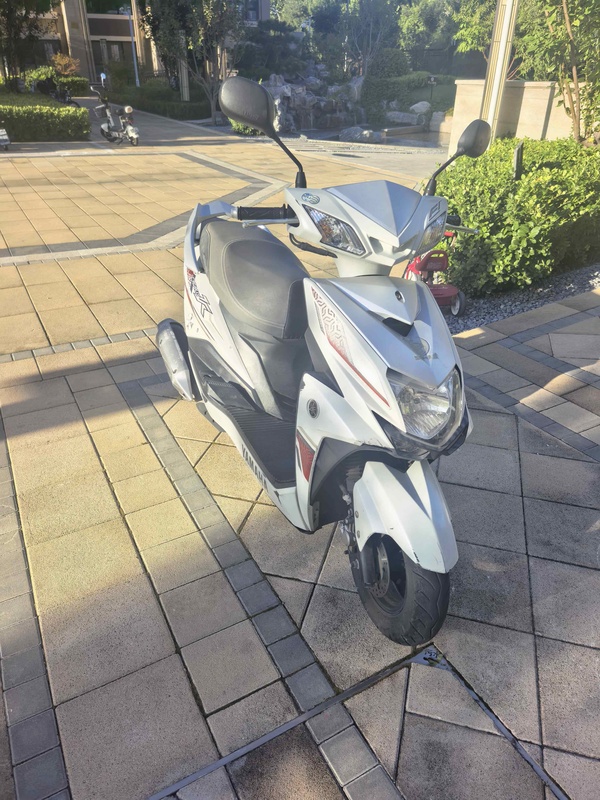建设雅马哈 福禧125
