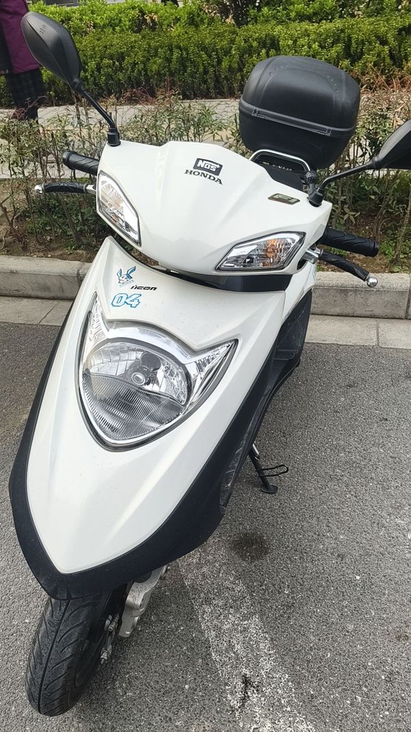 新大洲本田 NS125D