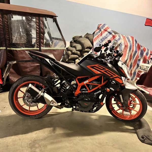 KTMR2R 250 Duke