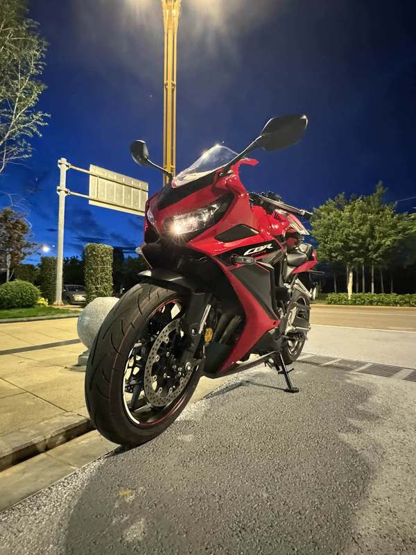 本田DREAMWING CBR650R