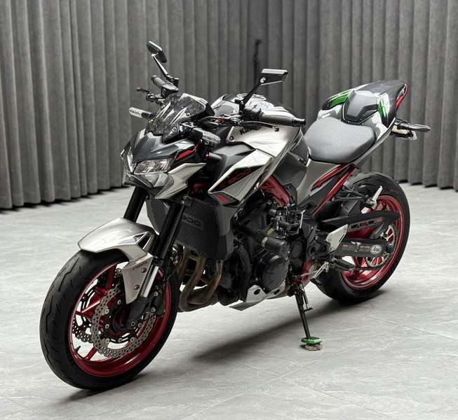 川崎 Z900