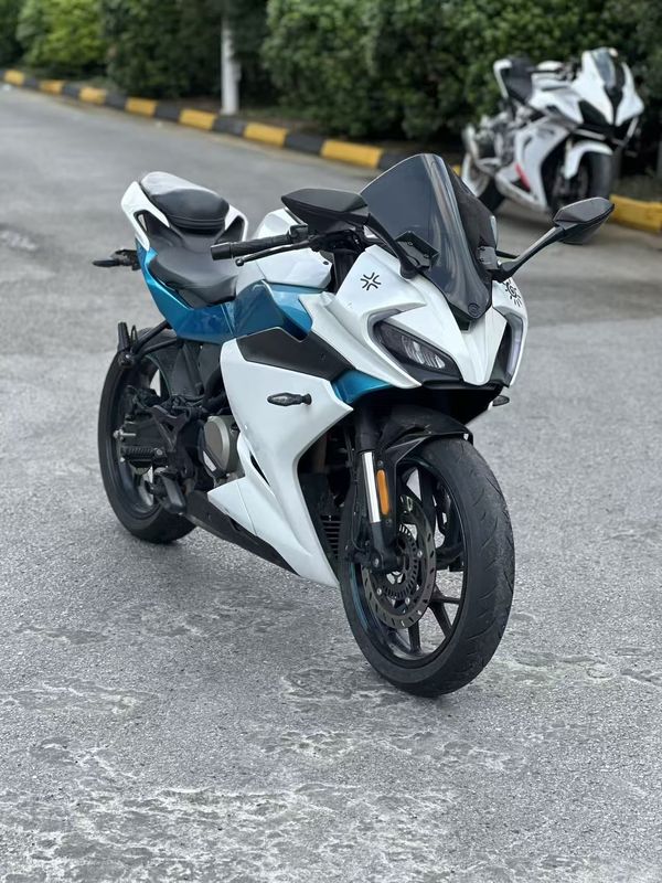 春风 250SR