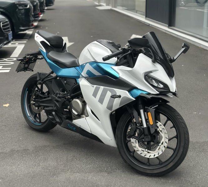 春风 250SR