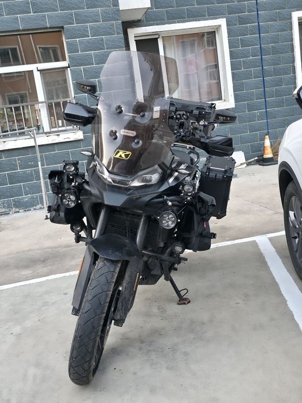春风 700MT