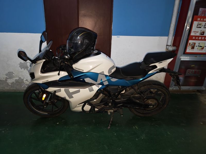 春风 250SR