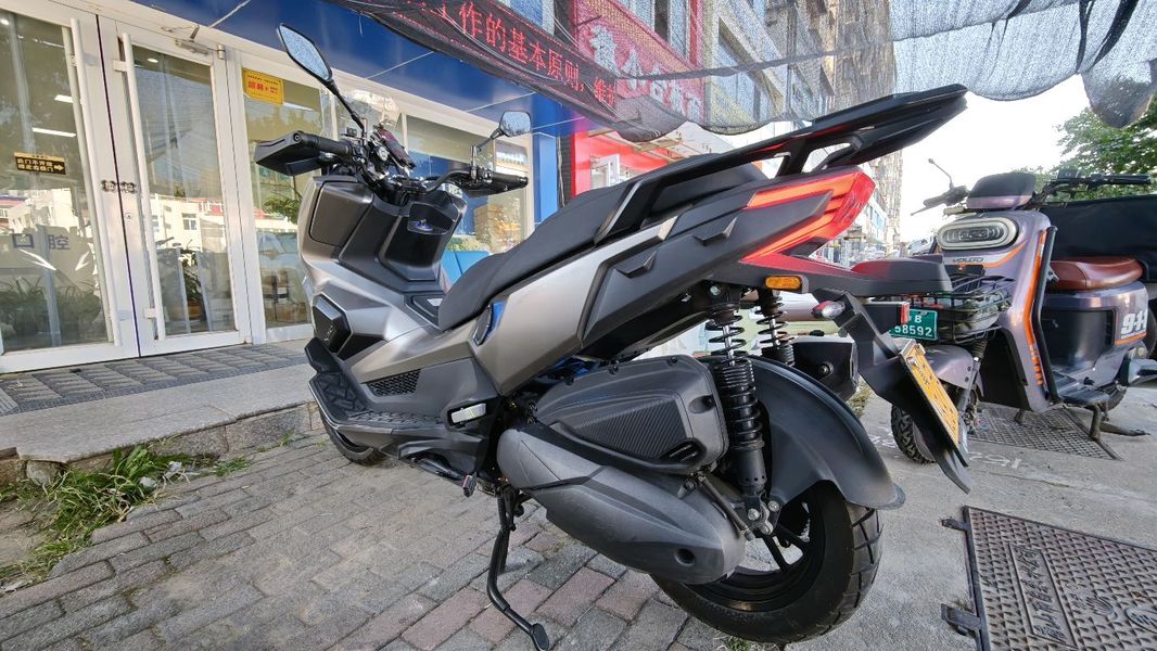 光阳 赛艇 X350