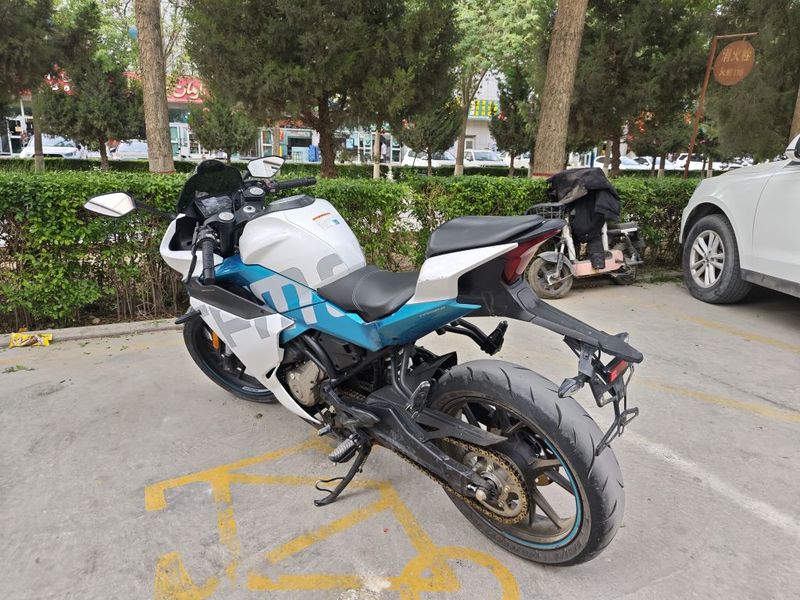 春风 250SR